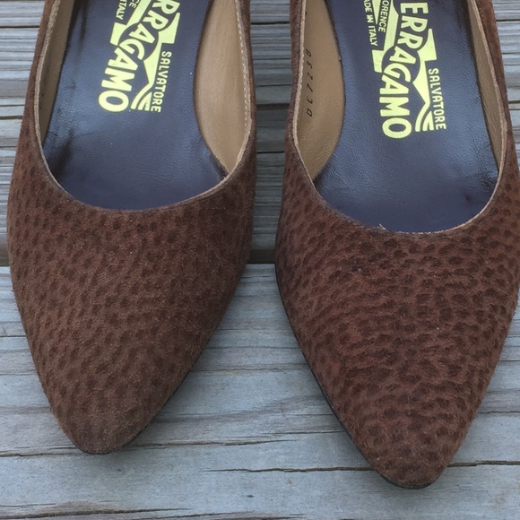 Ferragamo brown Leopard Genuine Suede Leather Pumps size 5B - Picture 8 of 8